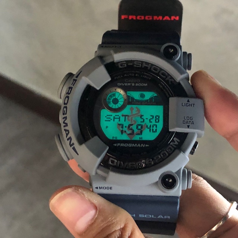 CASIO G-SHOCK FROGMAN MEN IN MILITARY TOUGH SOLAR WATCH GREY BLUE  GF-8250ER-2