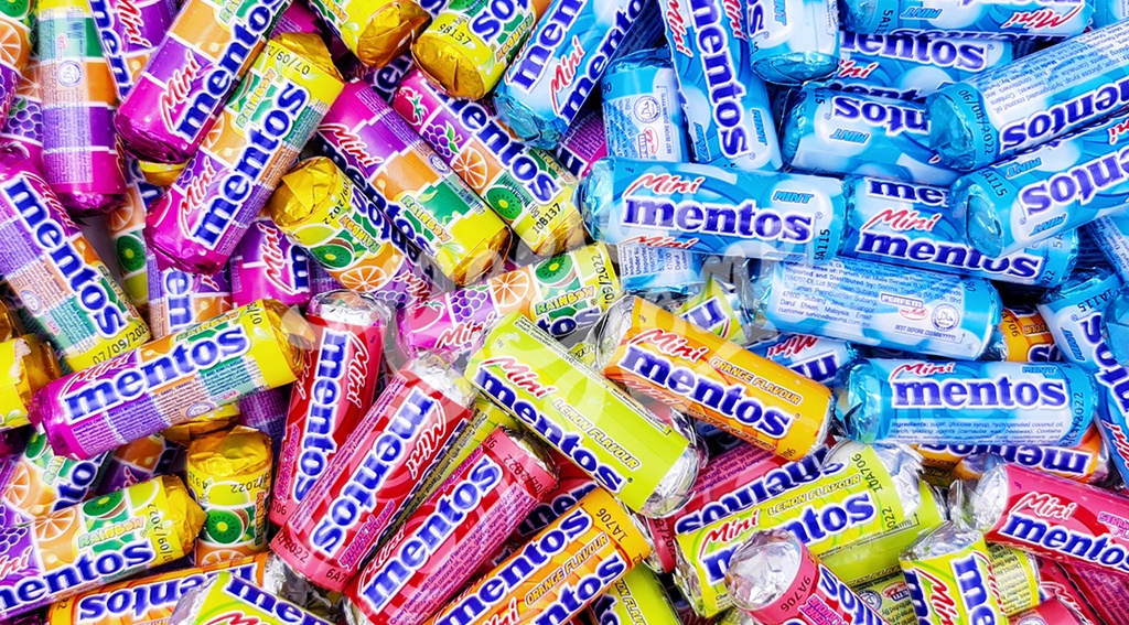 【borong】 Mentos Mini Roll 100 Roll Rainbow Fruit Mix Mint Gula Gula 