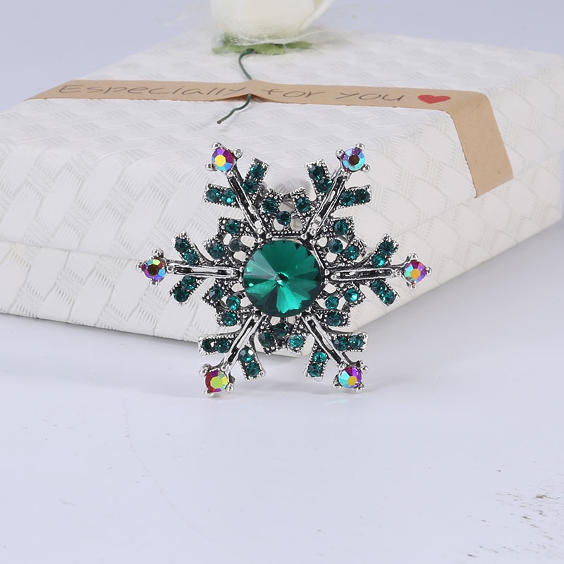 Fashion Snowflake Rhinestone Gem Brooch Creative Simple Wild Coat ...