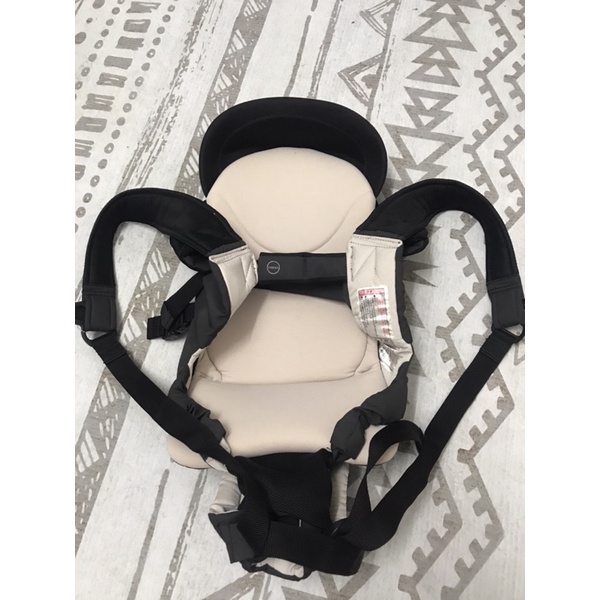 Combi Ninna Nanna Baby Carrier Magical Compact Preloved