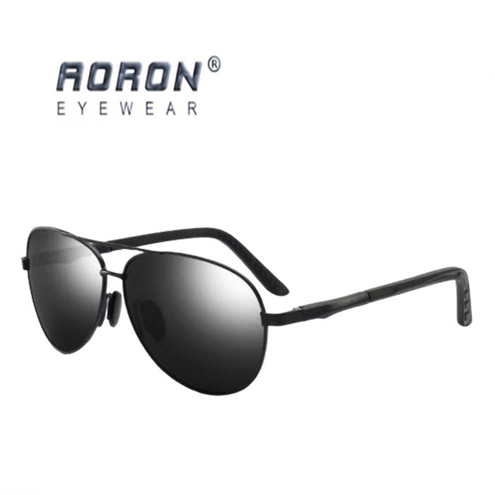 Aoron store design sunglasses