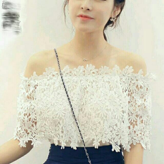 Off shoulder lace blouse hotsell