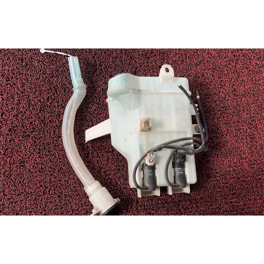 2002-2006 Toyota Camry Windshield Washer Tank - Autopart Premium APWSR098