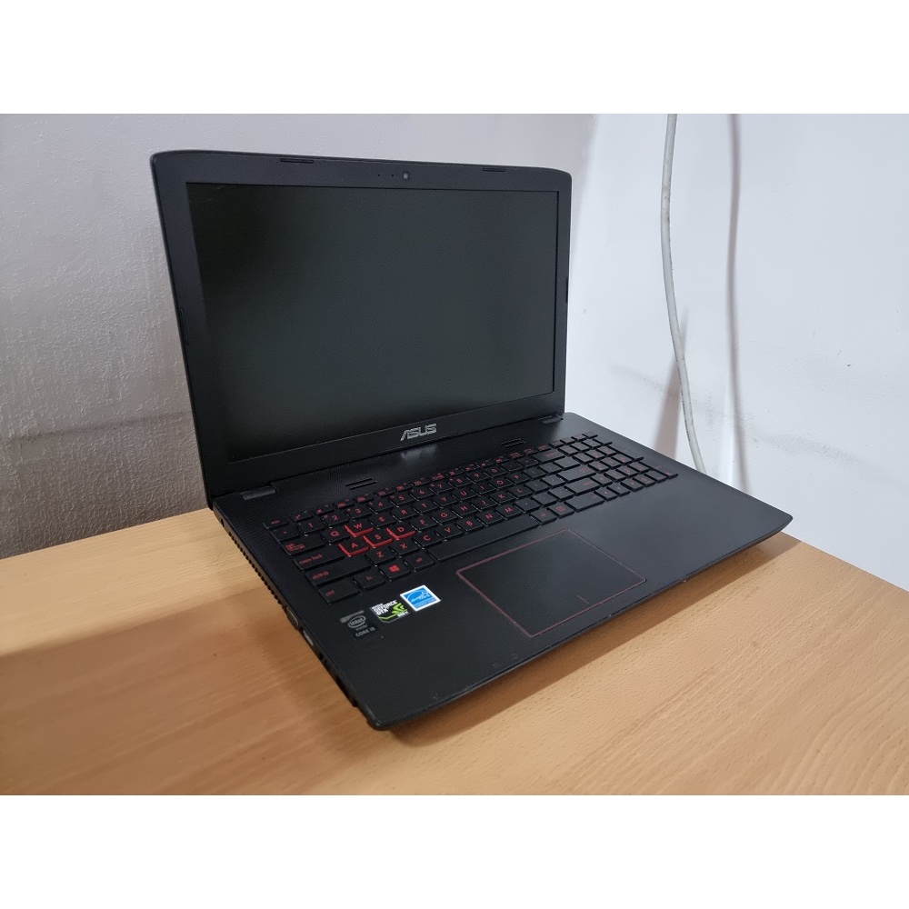 ASUS ゲーミングノートPC / core i5-4200H GTX950M（Asus ROG ZX50 i5 