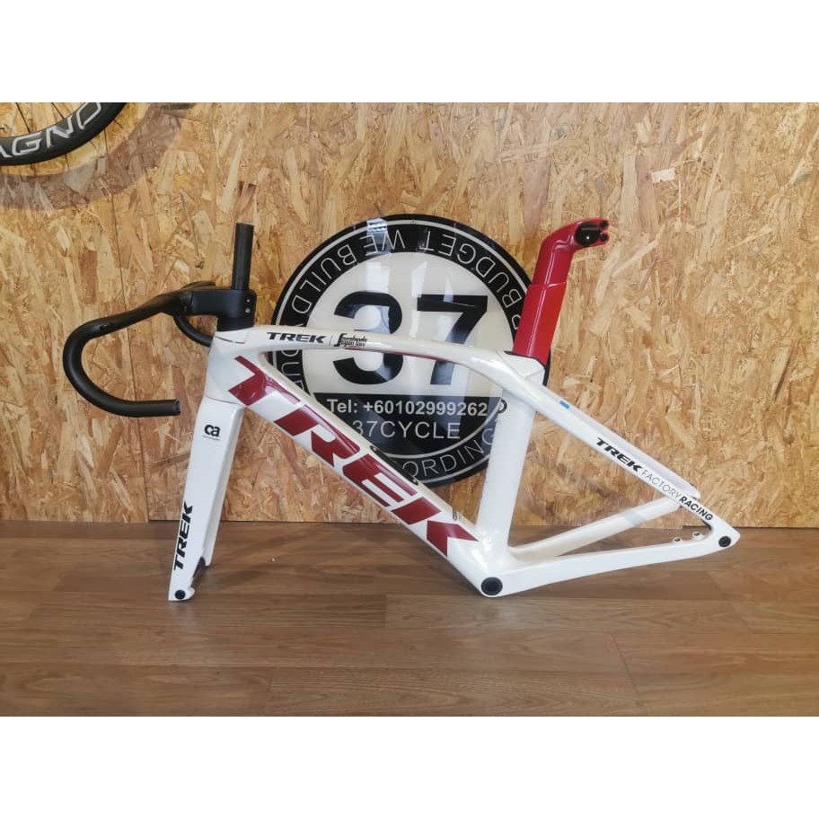 trek madone white red