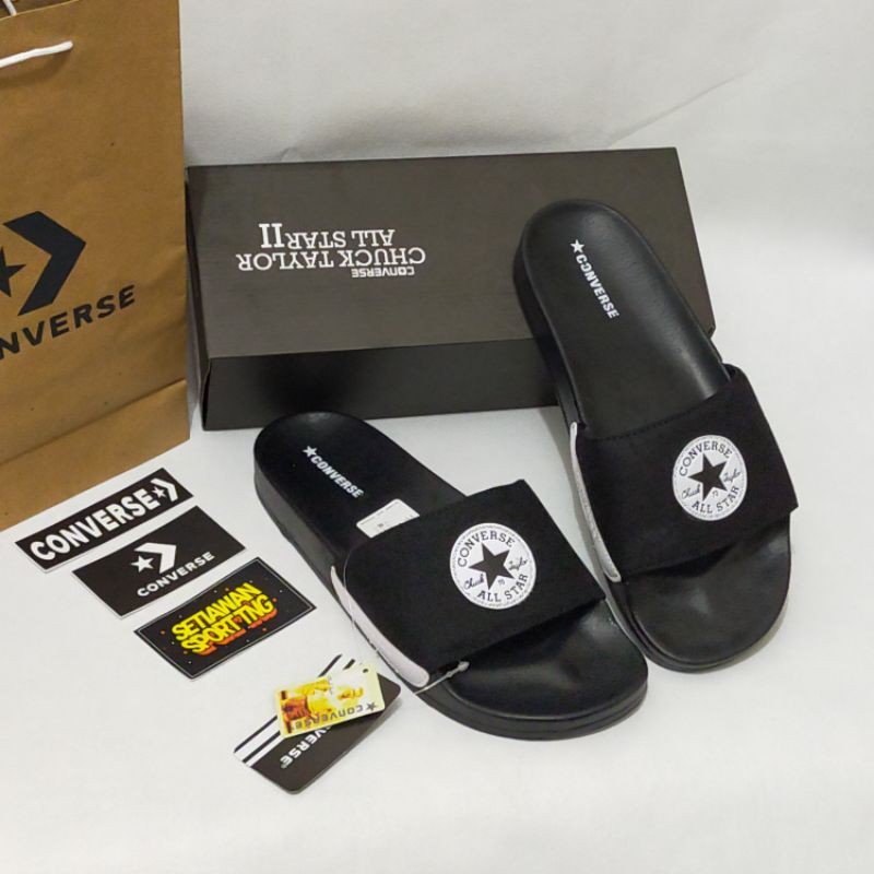 Model store sandal converse