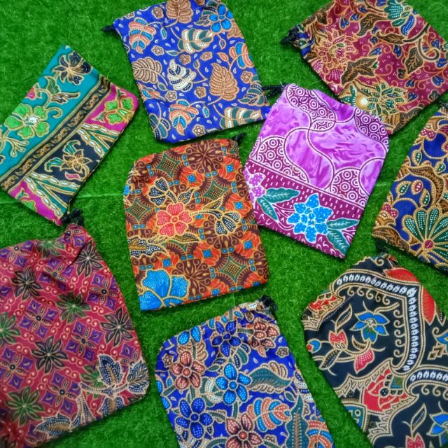 Doorgift Batik Pouch | Shopee Malaysia