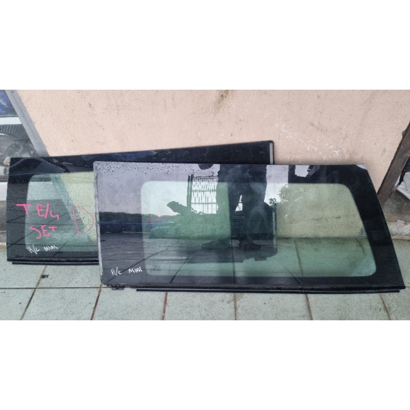 left right rear windscreen mini cooper s r56 | Shopee Malaysia