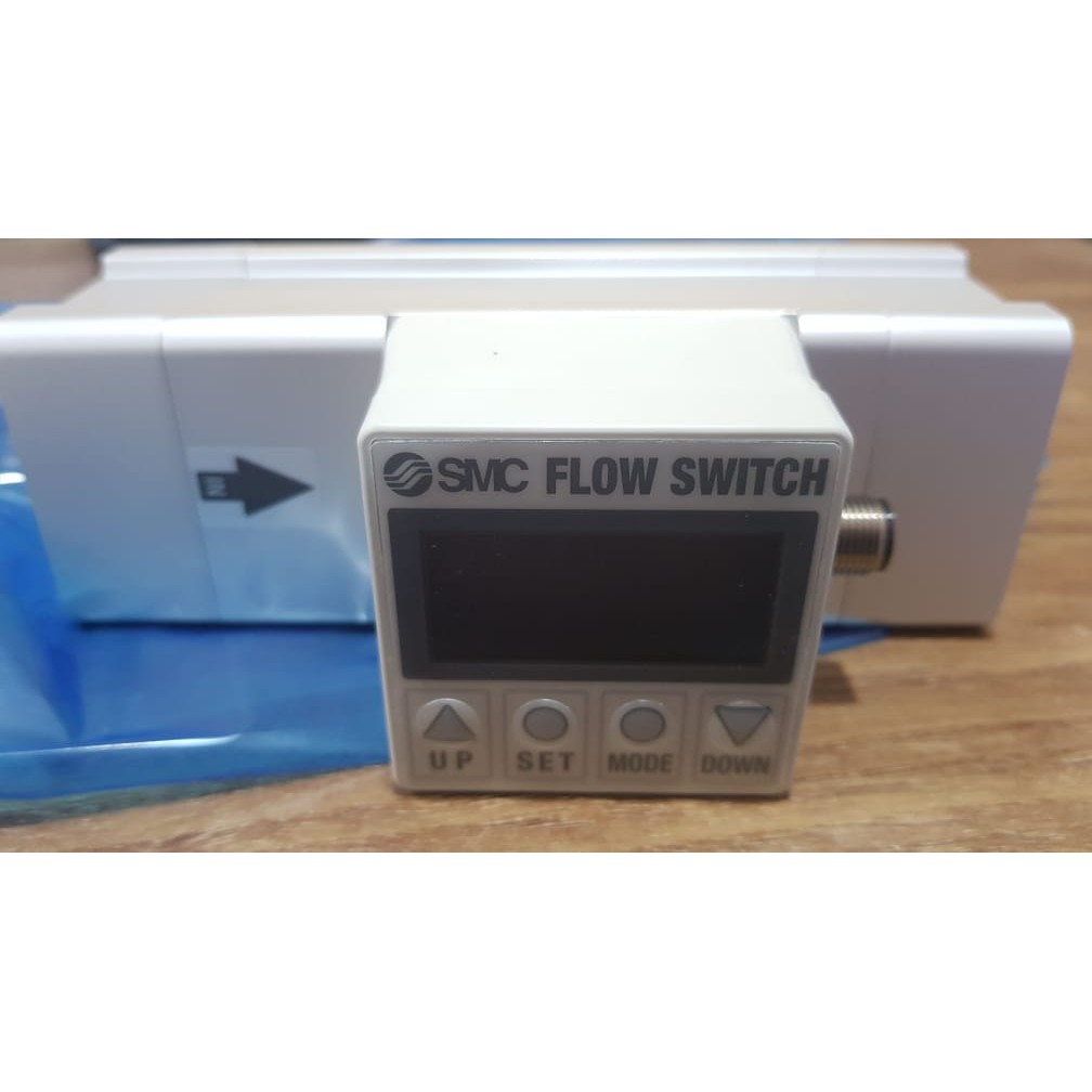 Interrupteur De Débit Digital SMC PF2A703H-F10-69 - Pour Air - D'occasion (rétrofit)