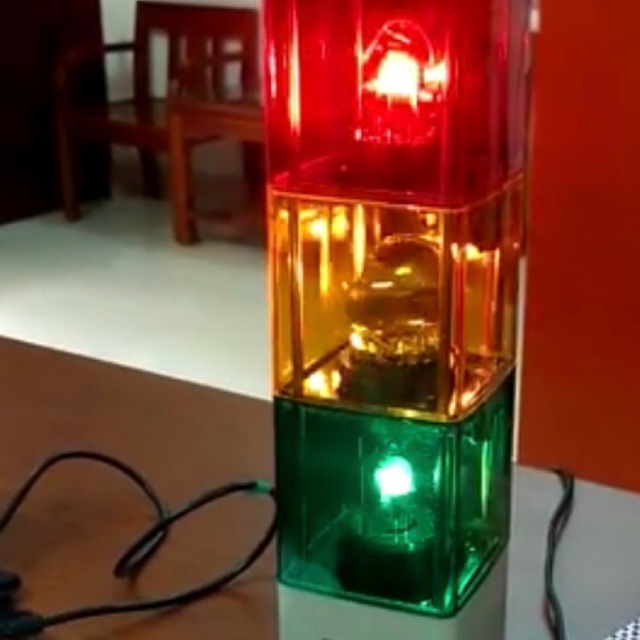 3 Storey Tower Light 3 Color Rotating Light Shopee Malaysia