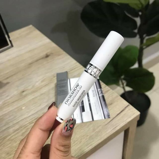 Diorshow maximizer 3d on sale base mascara lash primer