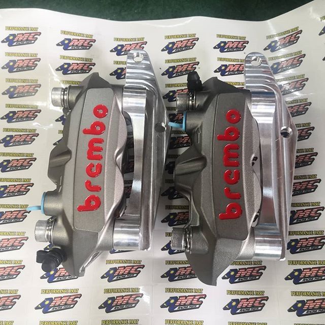 Y15ZR BREMBO M4 CALIPER WITH BRACKET DISC 267MM Shopee Malaysia