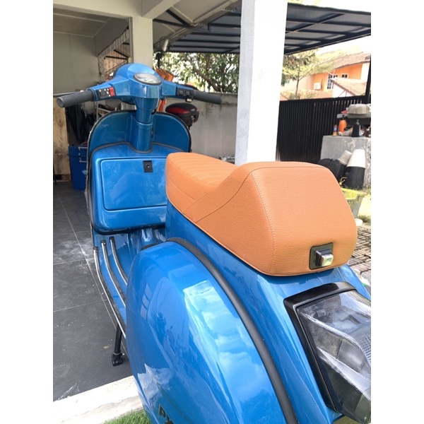 vespa-classic-seat-racing-super-cosa-model-shopee-malaysia