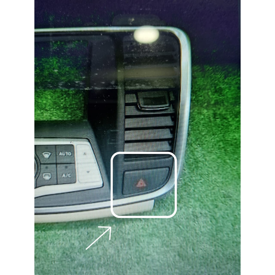 Nissan Teana J32 Double Signal Hazard Signal Emergency Button Switch ...