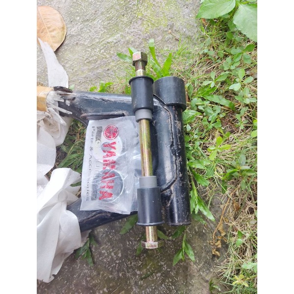 Bosh Arm YAMAHA DT Complete As Boshing Bearing Chain Ring cover thrust ...