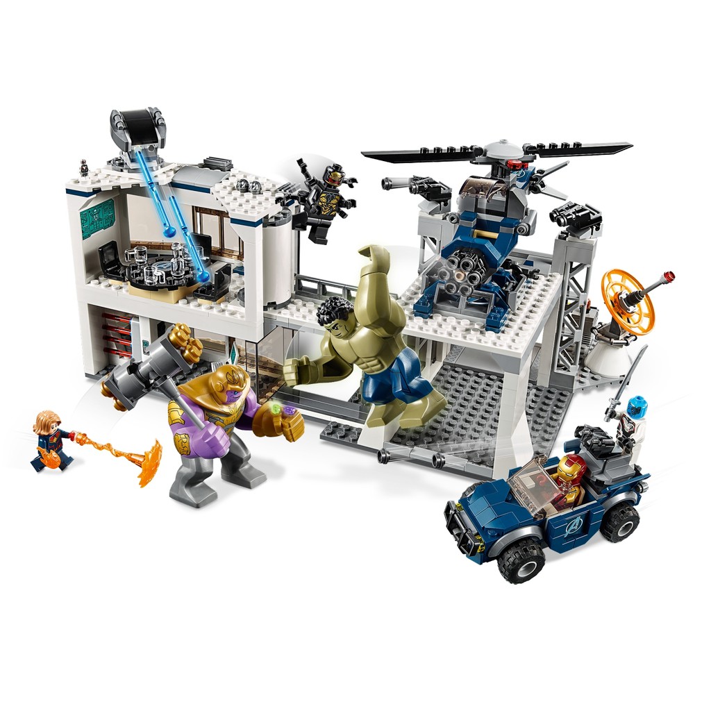 Lego compound battle sale