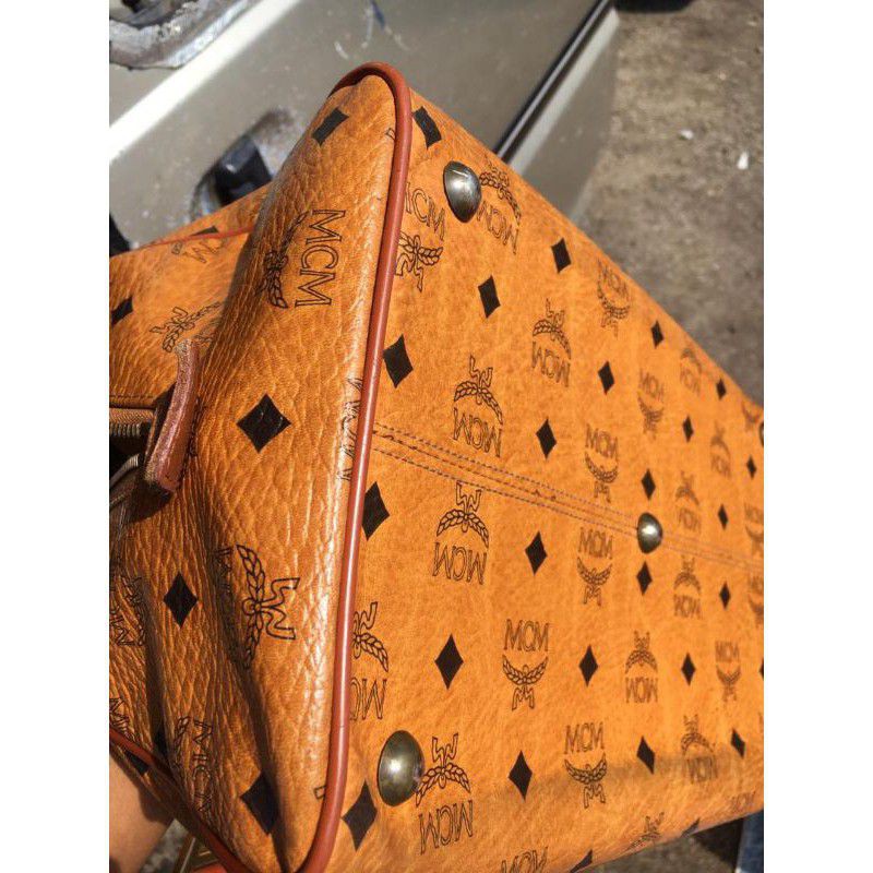 Maznah & CO - Perbezaan MCM original & fake Beg MCM telah