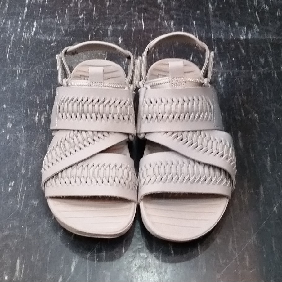 Nike solarsoft zigzag sandals best sale