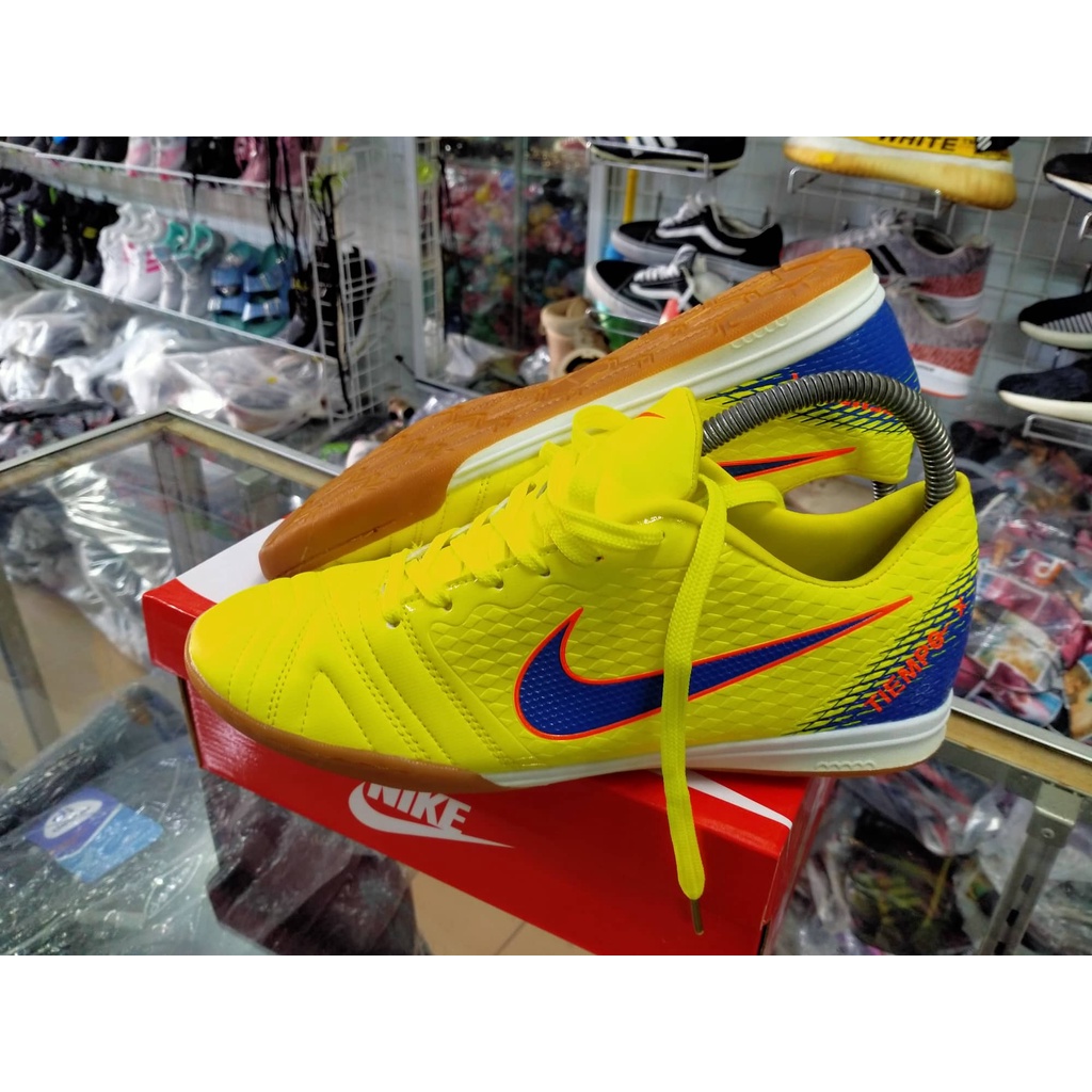 Kasut futsal nike hotsell tiempo x