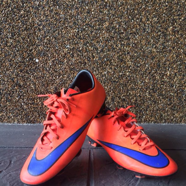 Nike mercurial cheap orange and blue