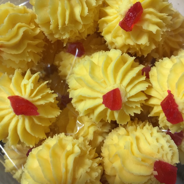 Biskut Raya ( Semperit ) | Shopee Malaysia