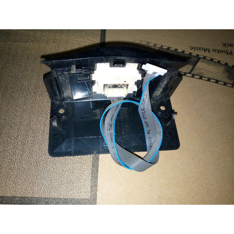 TOMBOL Original LG 32LB550A LED TV POWER BUTTON AND SENSOR | Shopee ...
