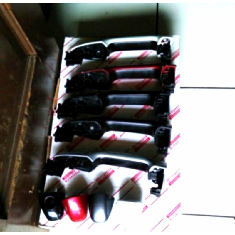 Original innova reborn outer door handle, body color | Shopee Malaysia
