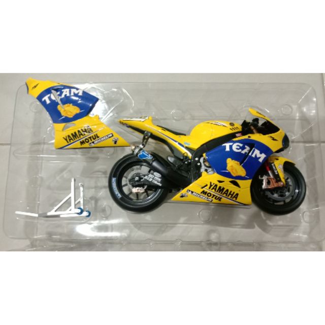 MINICHAMPS◇VALENTINO ROSSI Collection/Yamaha YZR-M1/ 1/12 /2006-