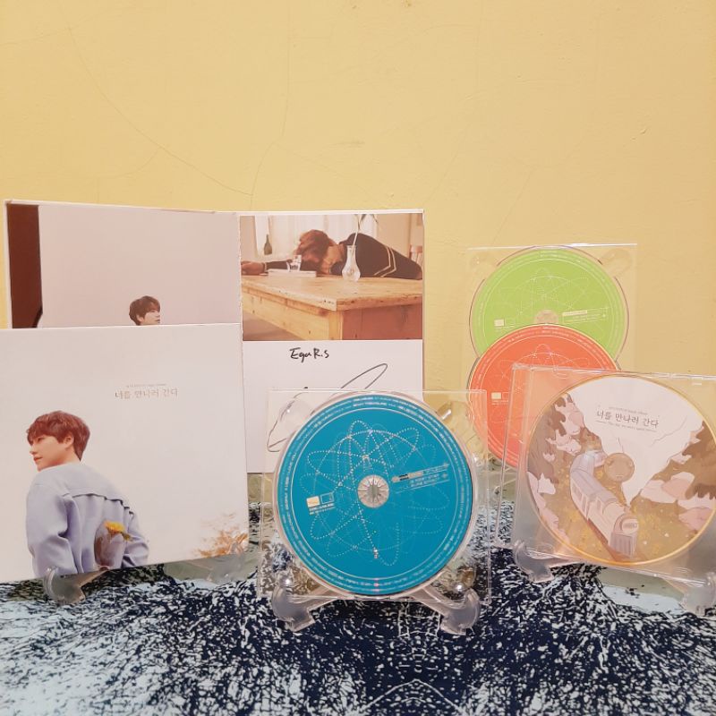 Cd / DVD / Album / Mini Photobook display | Shopee Malaysia