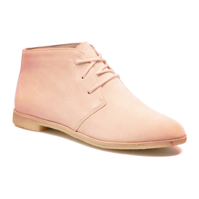 Clarks hotsell phenia desert