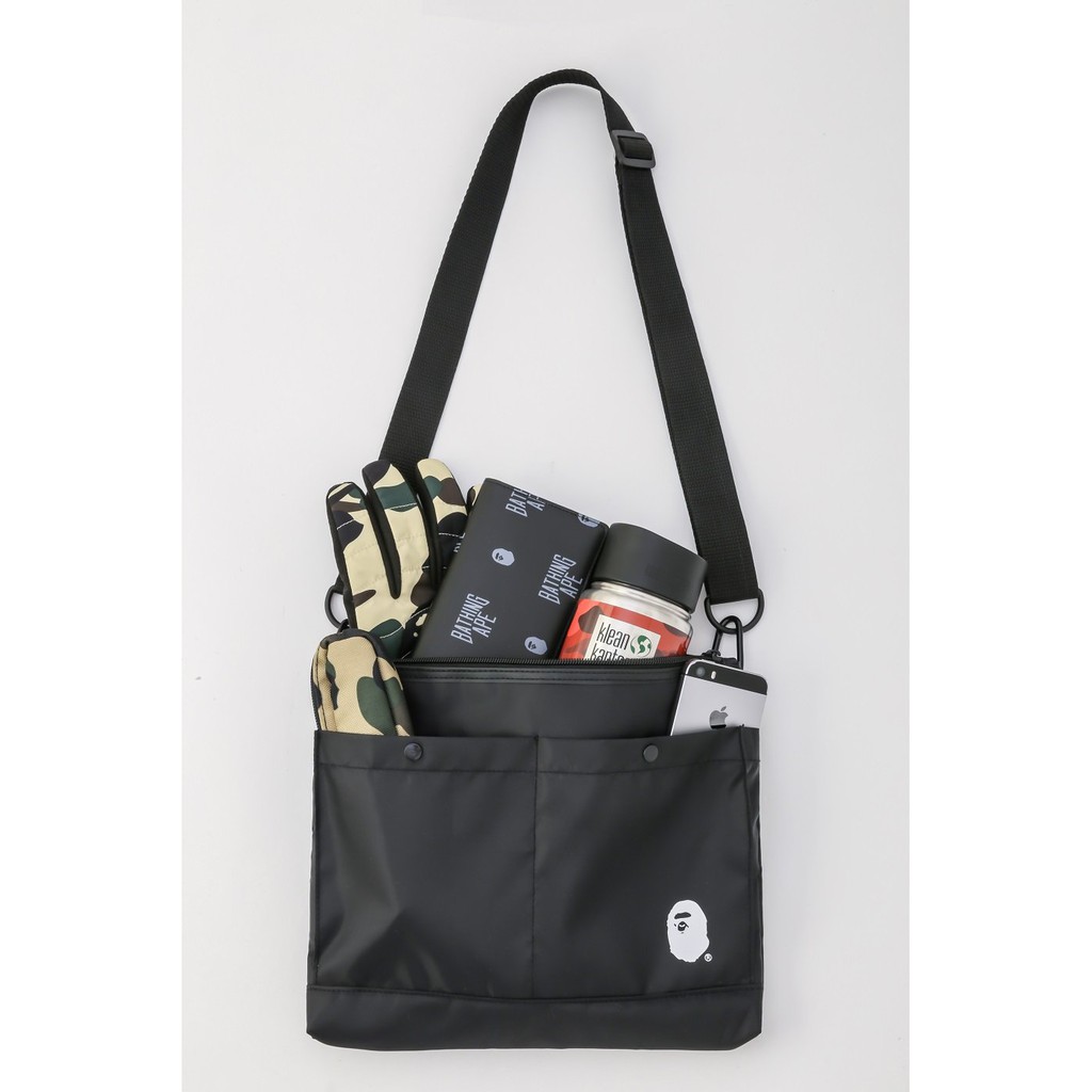 BAPE SLING BAG Mini black little man head bag handbag shoulder bag Shopee Malaysia