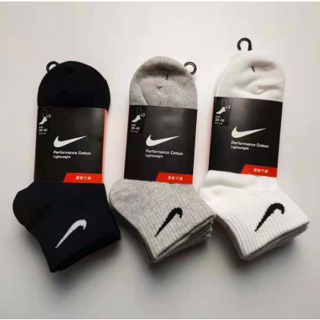 Nike Everyday Plus Lightweight Ankle Split-Toe Socks. Nike LU