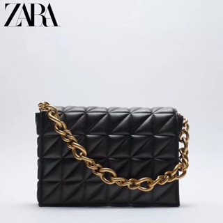 Zara black cheap bag with chain