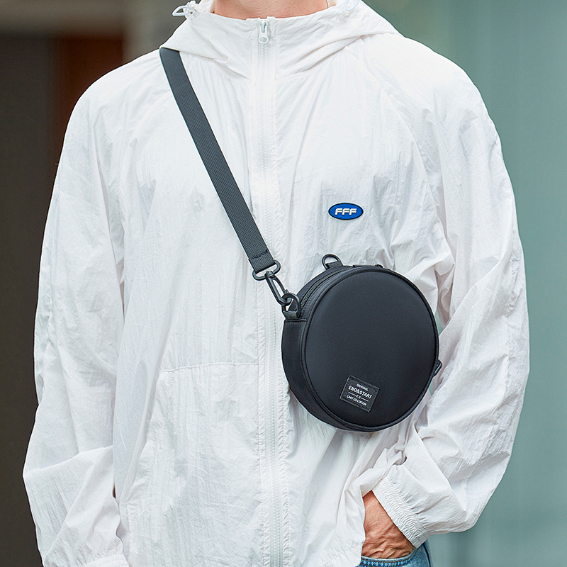 New shoulder bag men's casual niche round shoulder bag handheld small