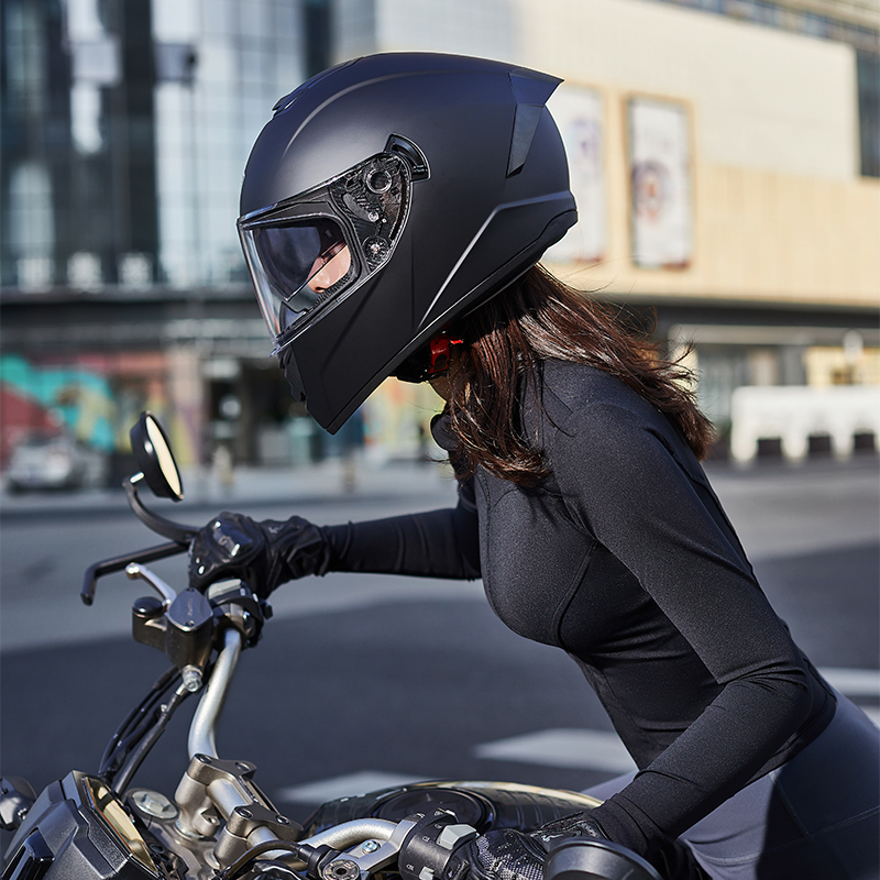 New AIS Full face motorcycle helmet man woman racing moto helmets 100%  Original motorcycle helmet