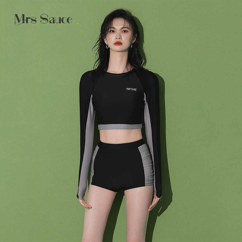 Split Long Sleeved Two Piece Korean Version Simple Conservative Slimmer