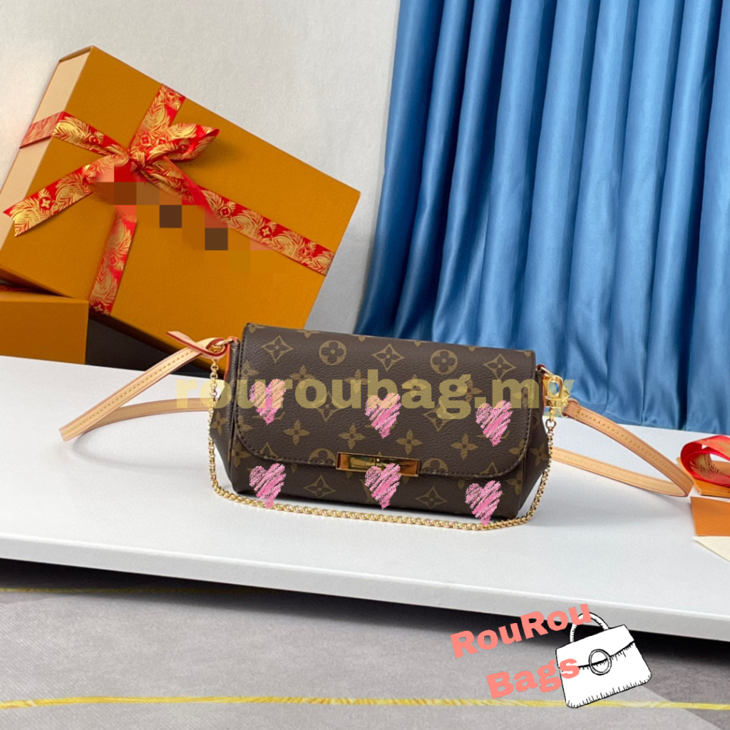 Boutique quality handbag shop