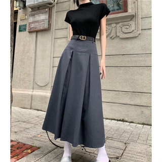 Mid length skirts outlet vintage