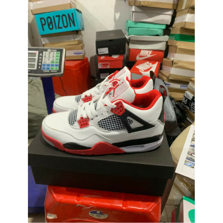 DC7770-160 Air Jordan 4 Retro Black White Flame Red AJ4 Sneakers ...