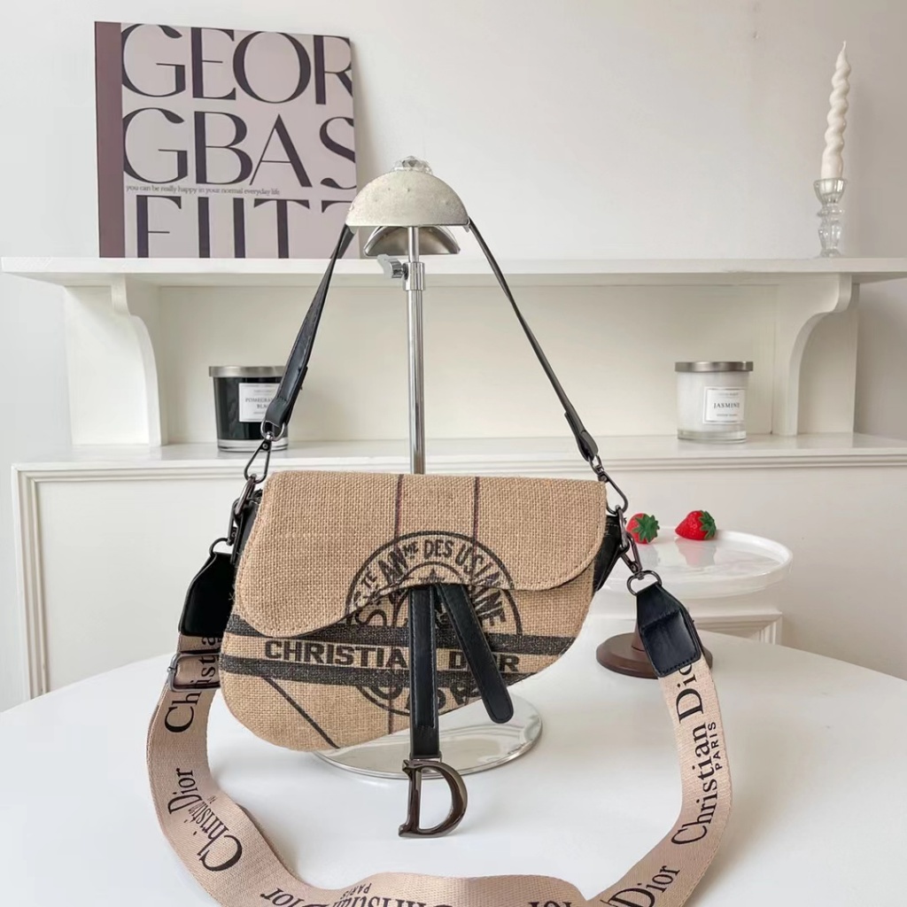 Dior newspaper saddle online bag