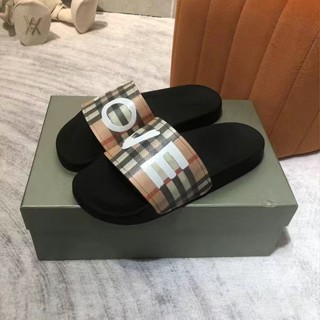 Burberry discount palm slippers