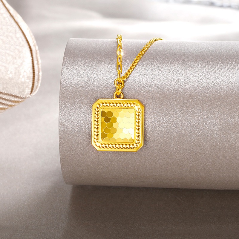 Ht Light Luxury Titanium Steel Square Fish Scale Pendant Necklace Women ...