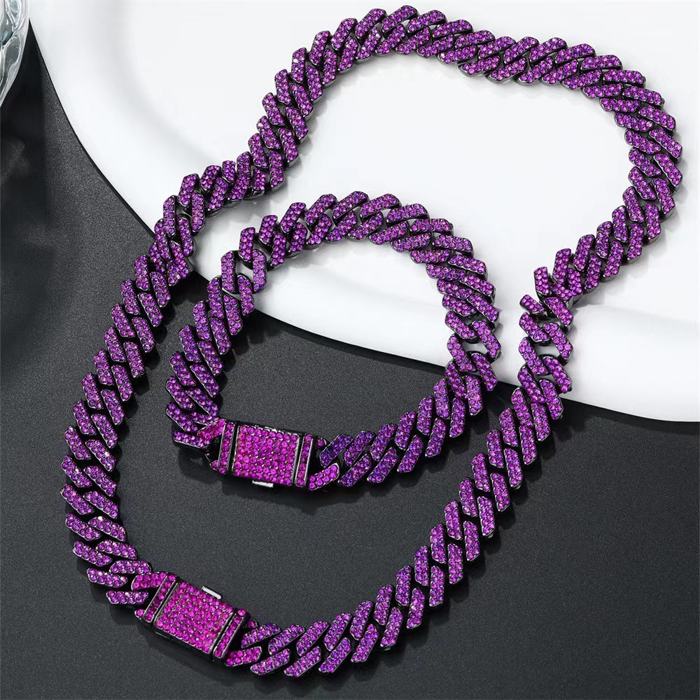 Purple diamond chain store
