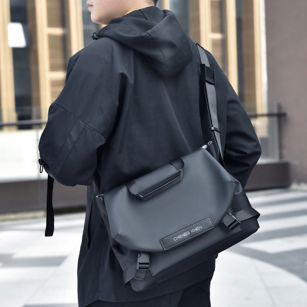 Men shoulder bag Waterproof Crossbody bag Messenger bag Large