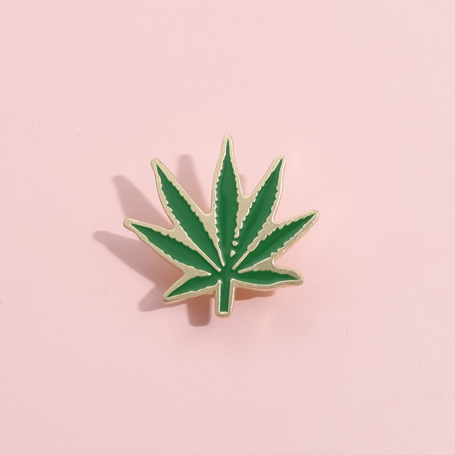 Tree Leaf Brooch Pin Cute Green Leaves Brooch Metal Badgess Backpack ...