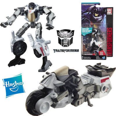 Hasbro IDW Transformers Commander Level G Series Hornet Indoor Large ...