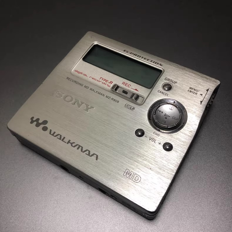 Sony MZ-R909 MD Collectible Walkman, Original Japanese Production ...
