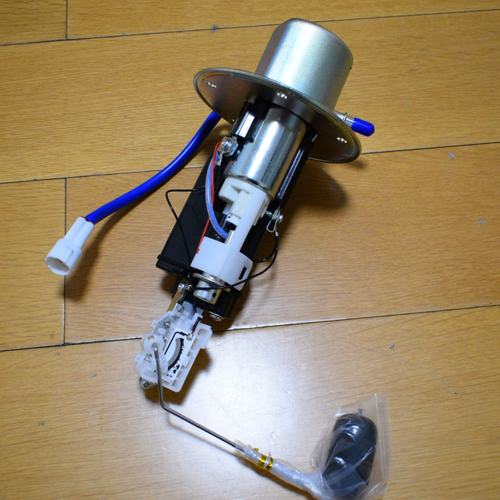 Fuel Pump Assembly For Suzuki GSXR 600 & GSXR 750 – 2004-2005 – Replaces 15100-41G00