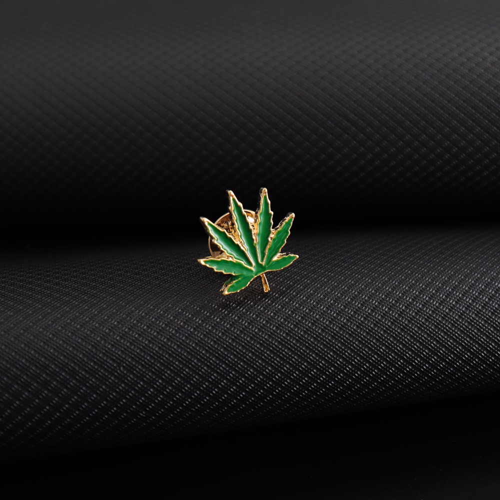 Weed Leaf Enamel Alloy Brooch Badge Collar Clothes Bag Decoration ...