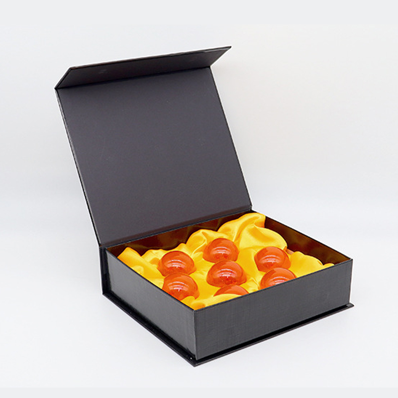 Dragon Ball Z Crystal Dragon Balls 7 Stars - Minimalistic Display
